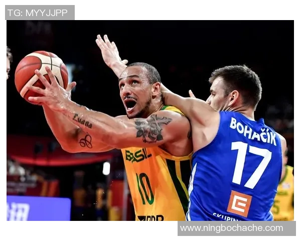 杭州篮球队在世界杯预选赛中以88分稳居积分榜首位展现强劲实力